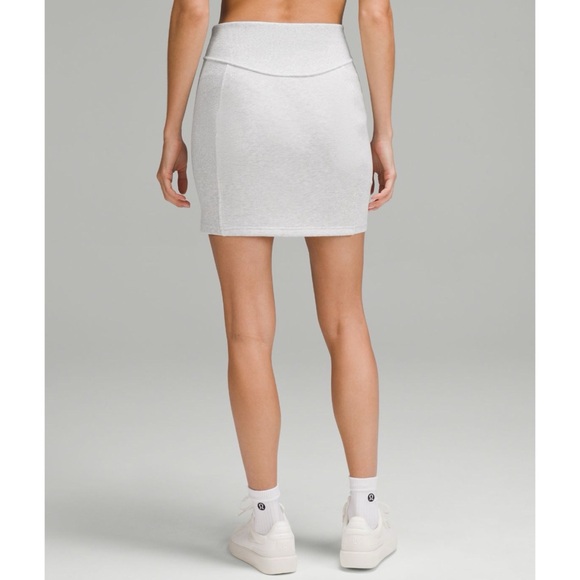 NWT Lululemon Scuba High Rise Mini Skirt Heathered Core Ultra Light Grey XL - Picture 3 of 8